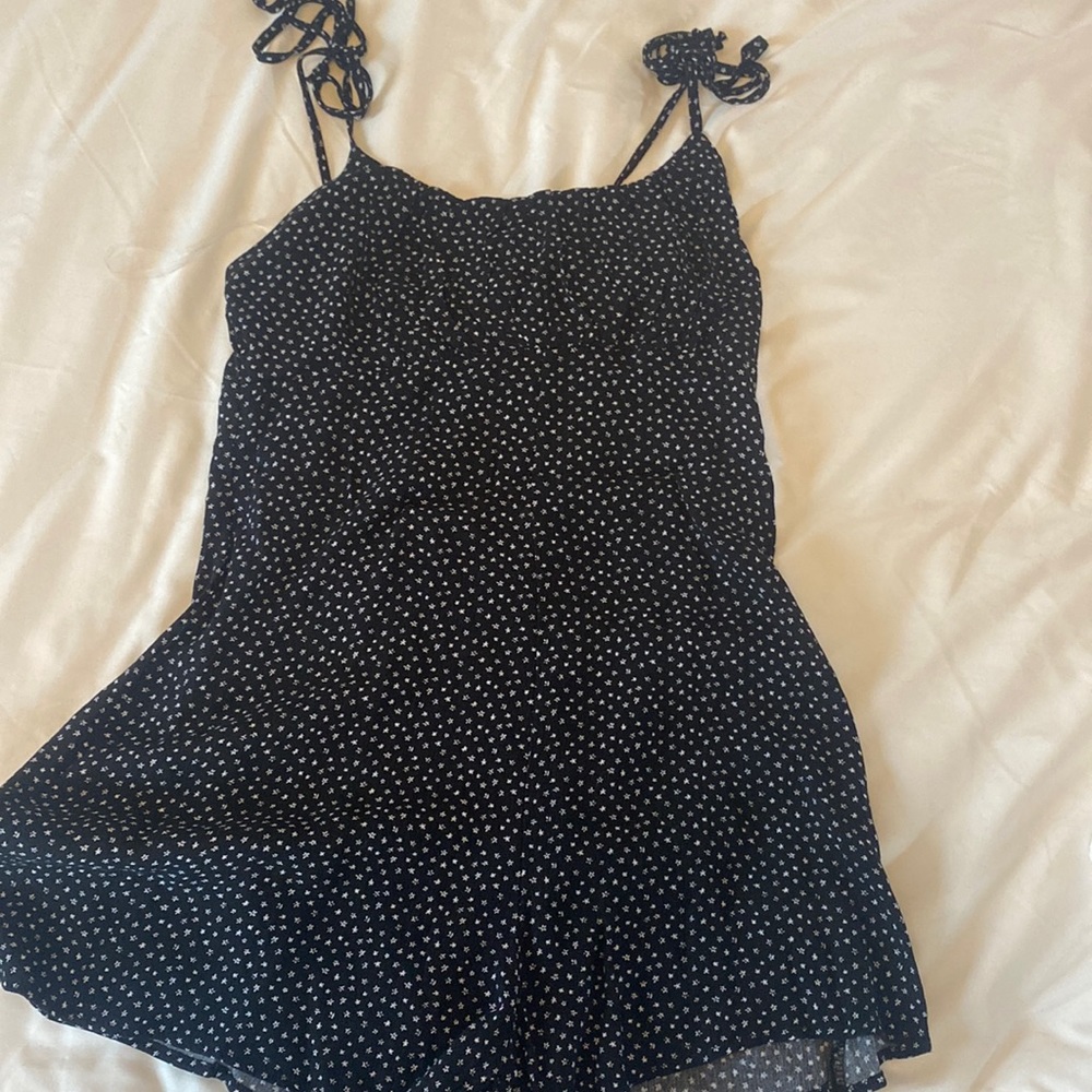pacsun black floral romper